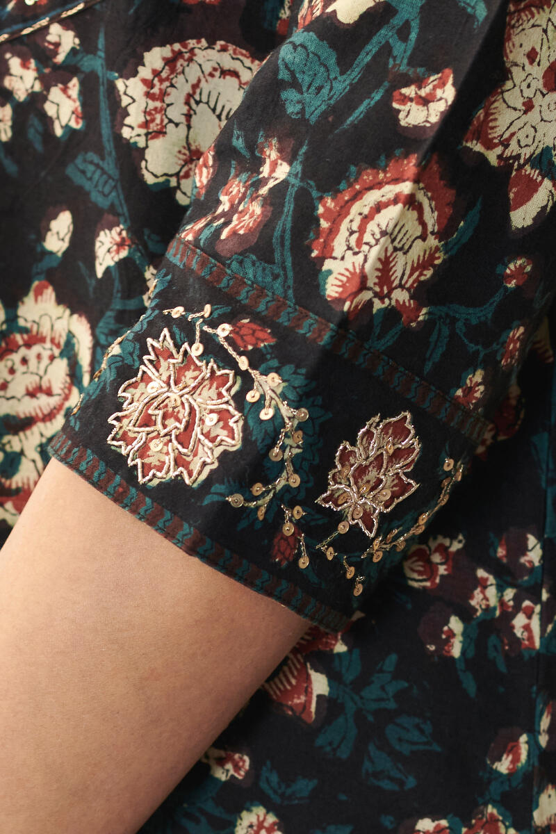 Sehra Mirza Bagru Kurta