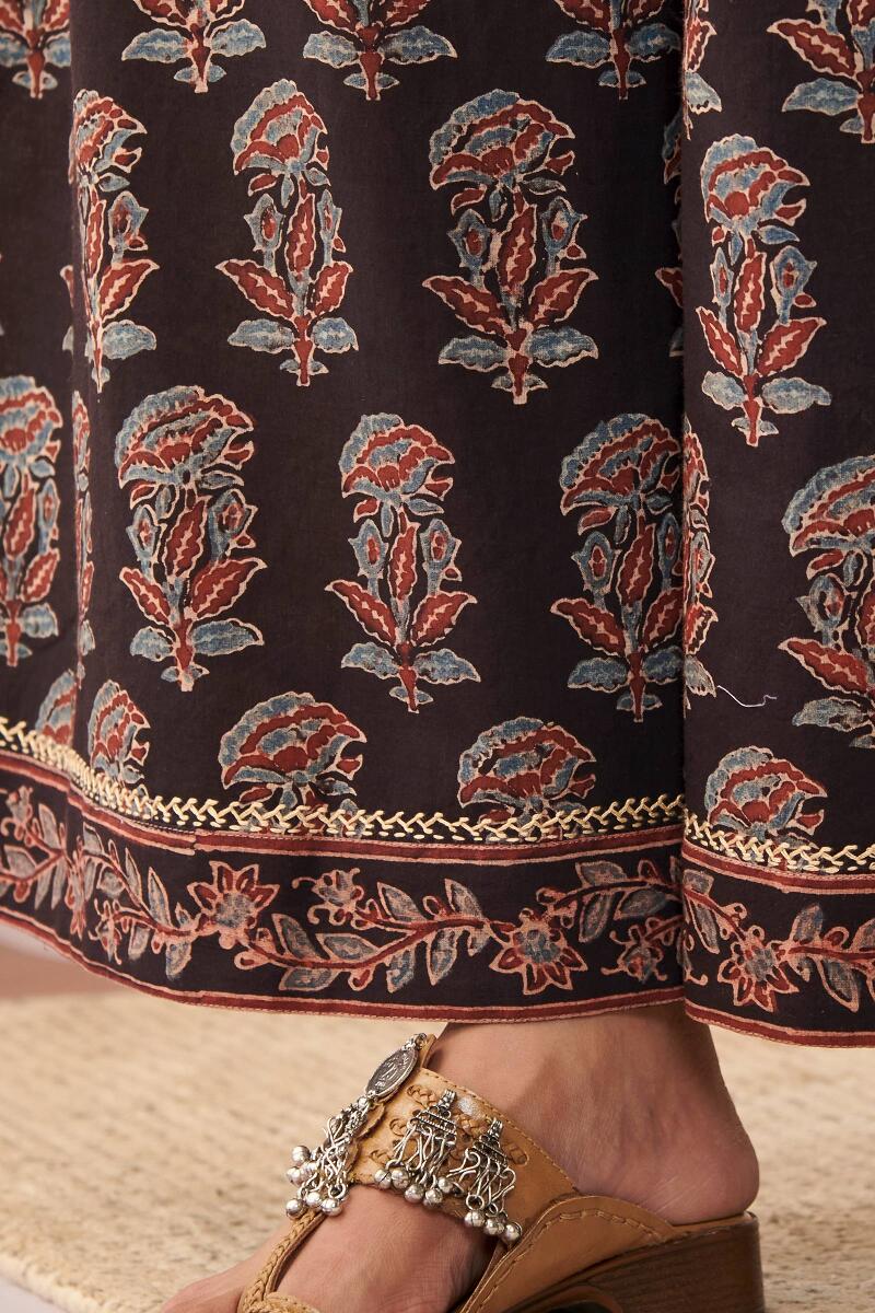 Sehra Yasmina Ajrak Palazzo