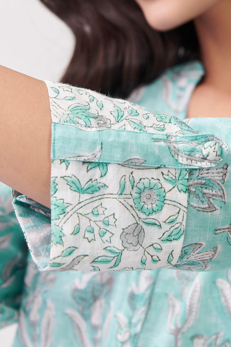 Gauhar Mehak Sanganeri Top