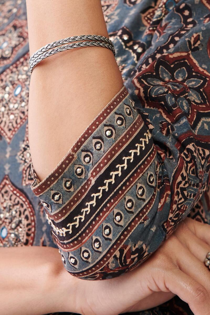 Sehra Rumaisa Ajrak Kurta