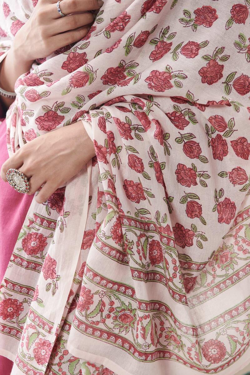 Gulbarg Shanaya Sanganeri Dupatta