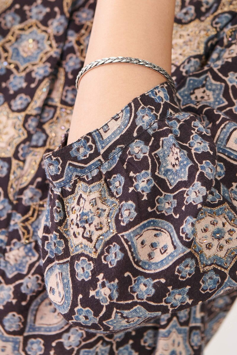 Shirin Zaharaa Ajrak Kurta