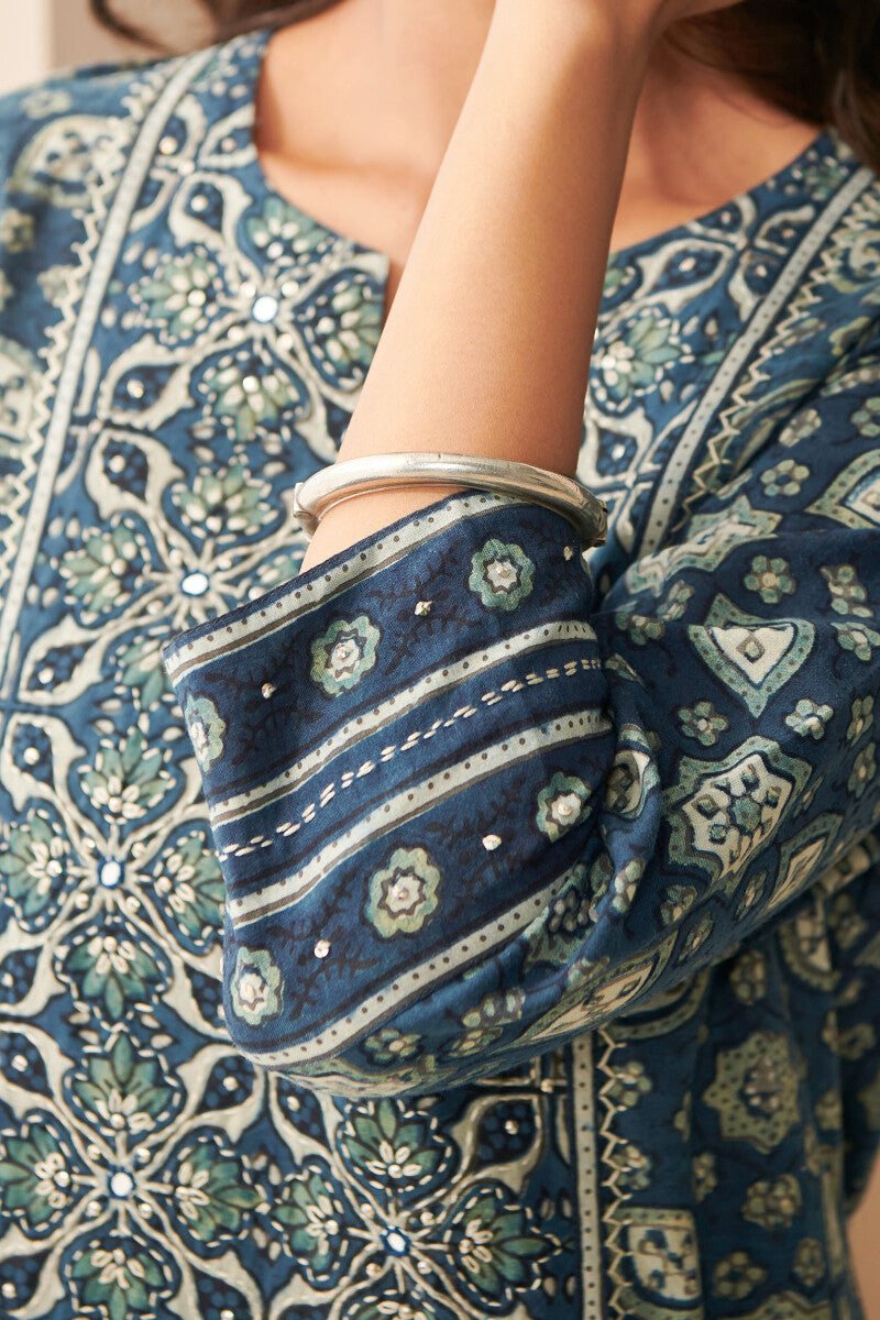 Sehra Zara Ajrak Kurta