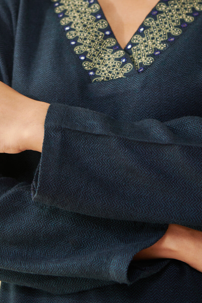 Naadirah Farah Faux Wool Handloom Kurta