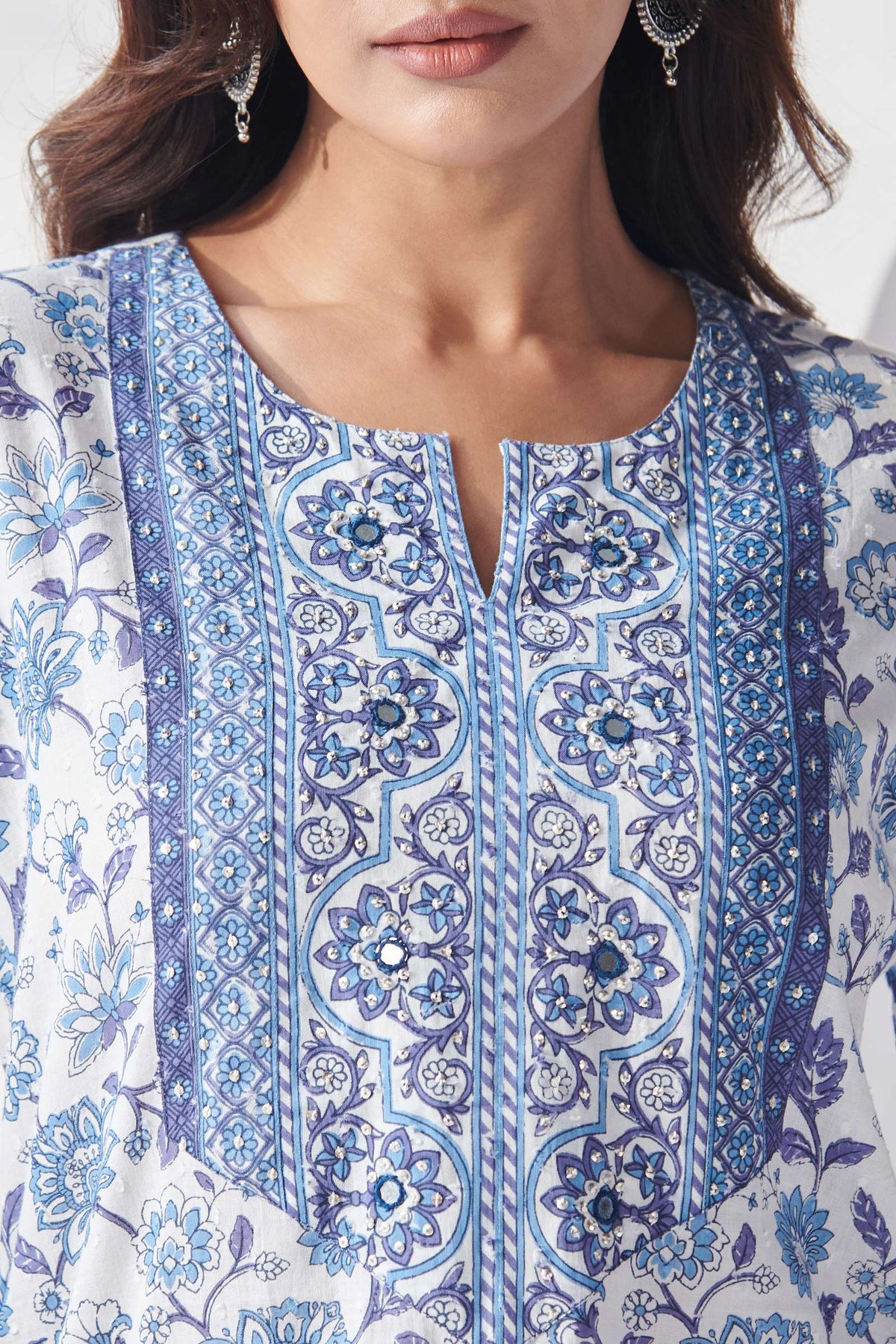 Surplus: Neelofar Nazia Sanganeri Kurta