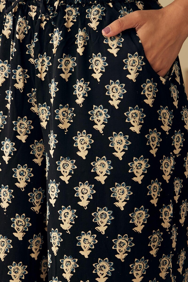 Mehrunissa Seher Black Palazzo