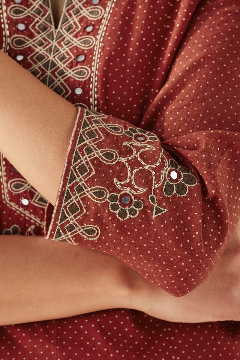 Sehra Rahida Ajrak Kurta