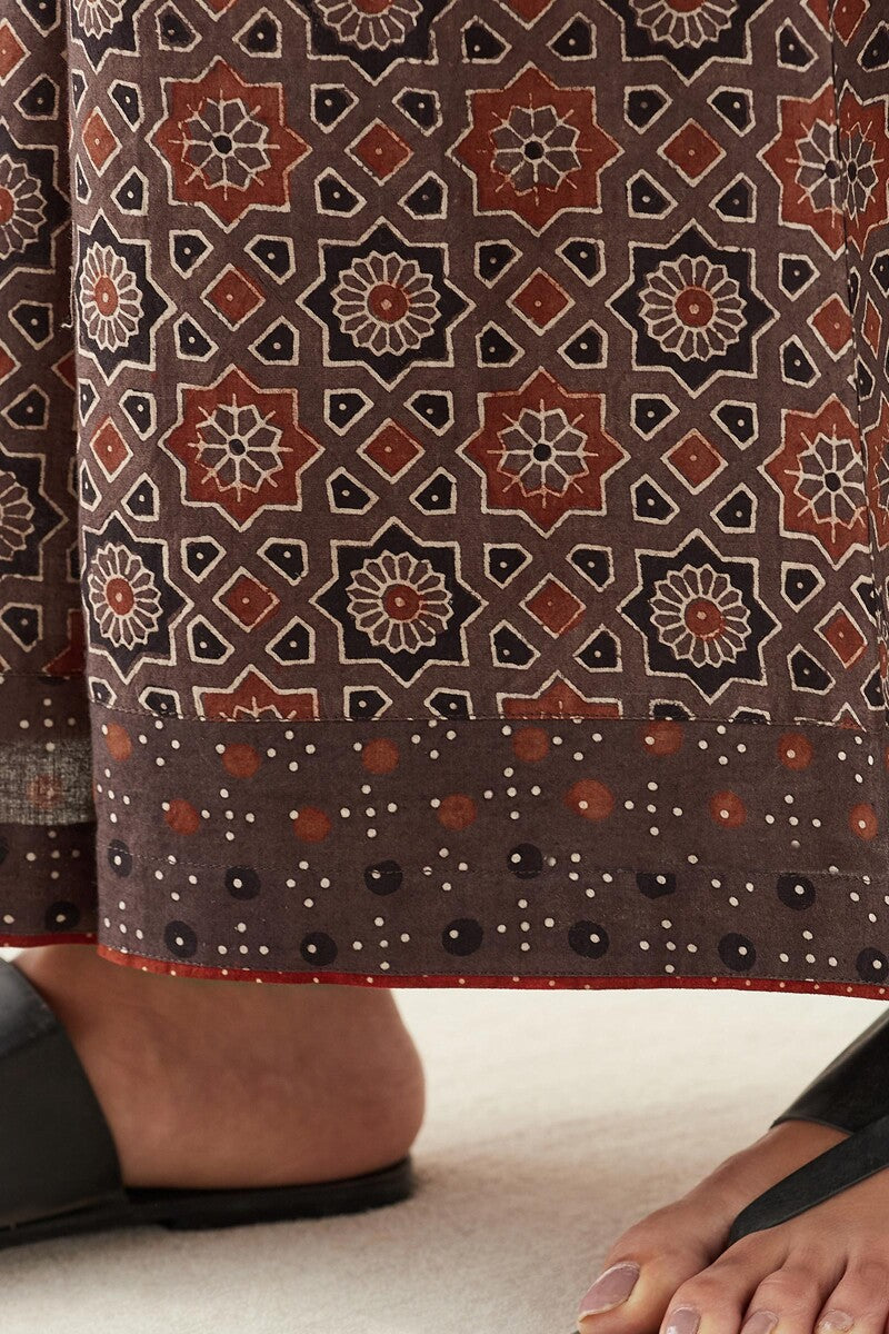 Sehra Rahida Ajrak Palazzo