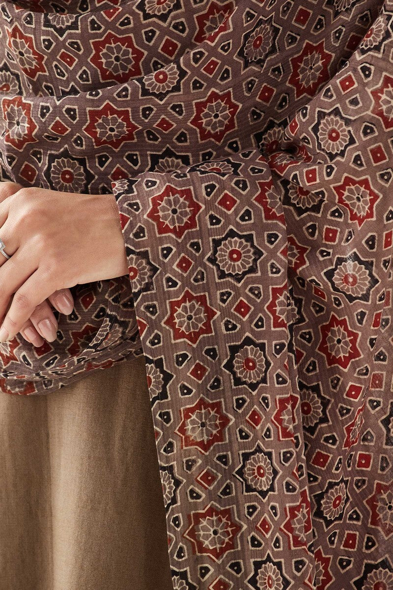 Sehra Rahida Ajrak Dupatta