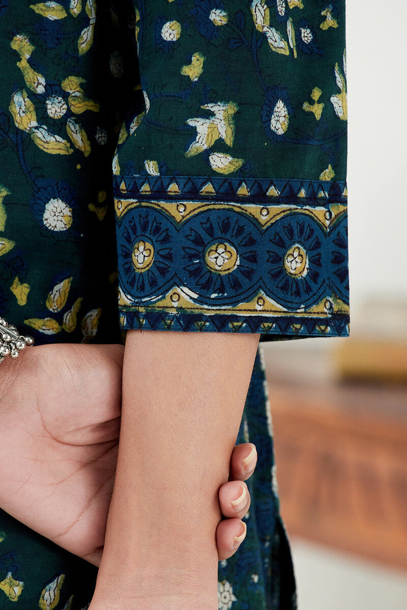 Sehra Samina Bagru Kurta