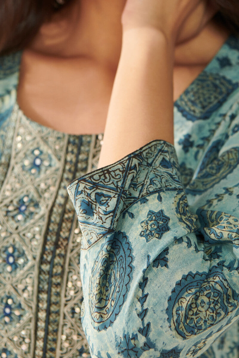 Sehra Zarina Akola Kurta