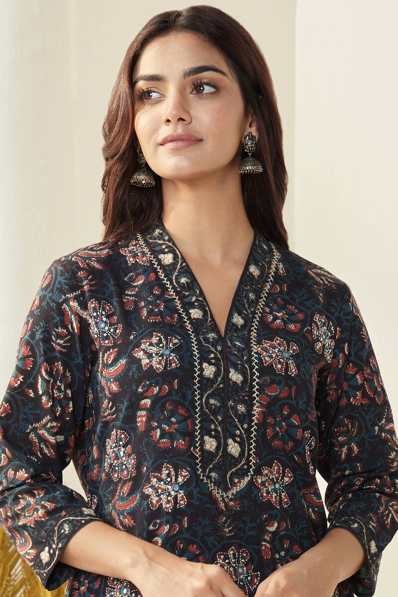 Sehra Zafia Bagru Kurta