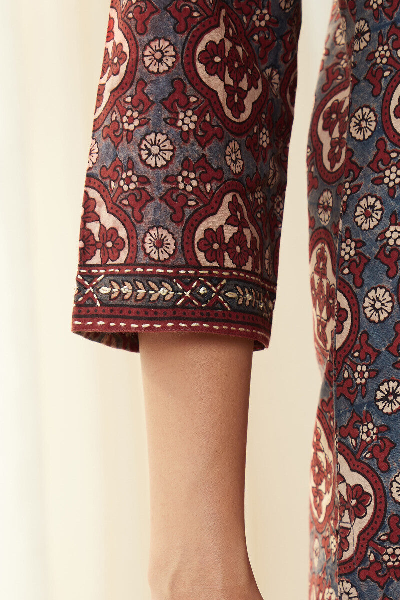 Sehra Ruhi Ajrak Kurta