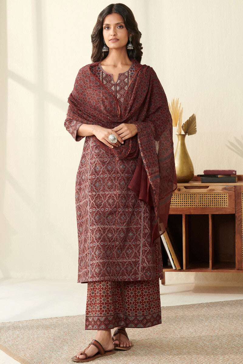 Sehra Sahiba Ajrak Kurta