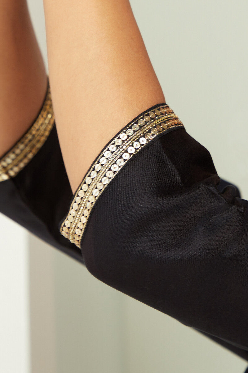 Gauhar Maira Black Chanderi Kurta