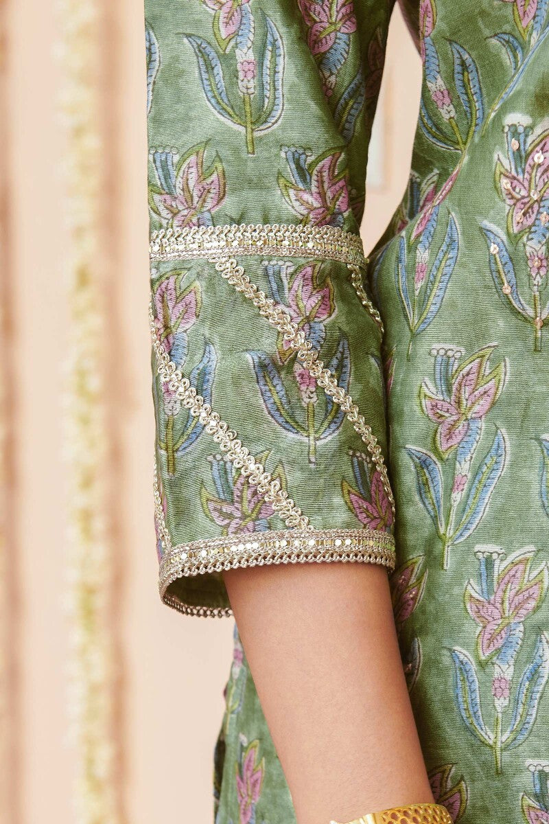 Mehrunissa Farhat Chanderi Kurta