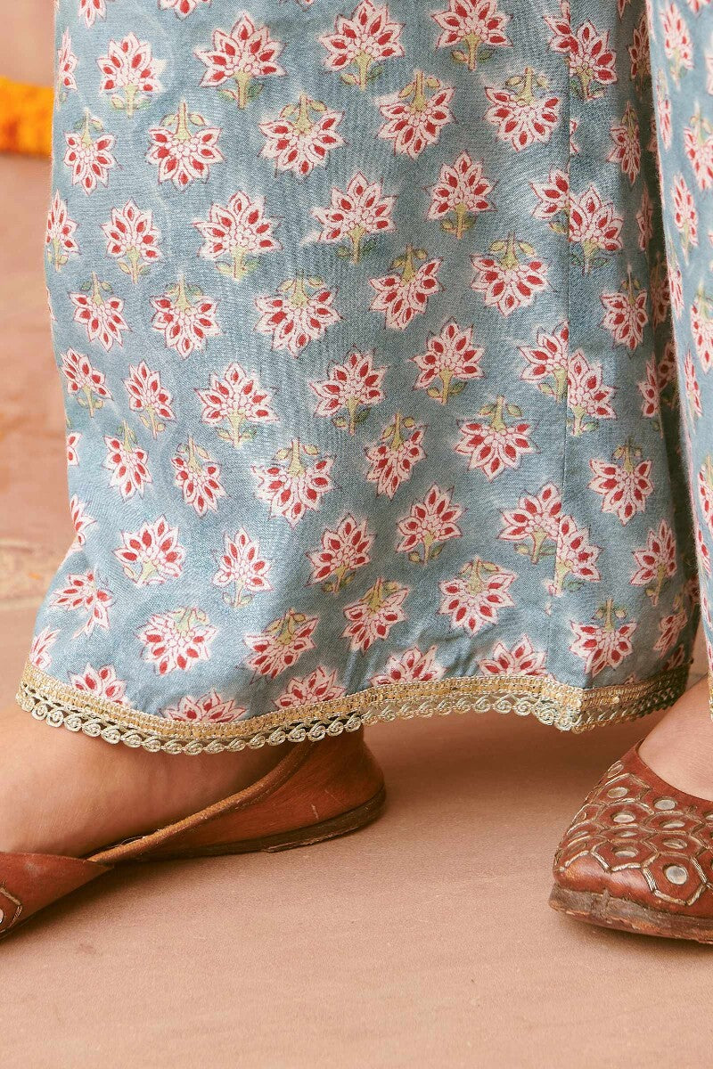 Mehrunissa Zarina Sanganeri Farsi