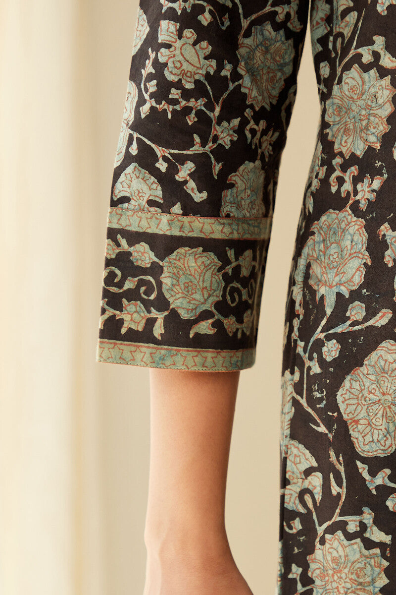 Sehra Zenia Akola Kurta