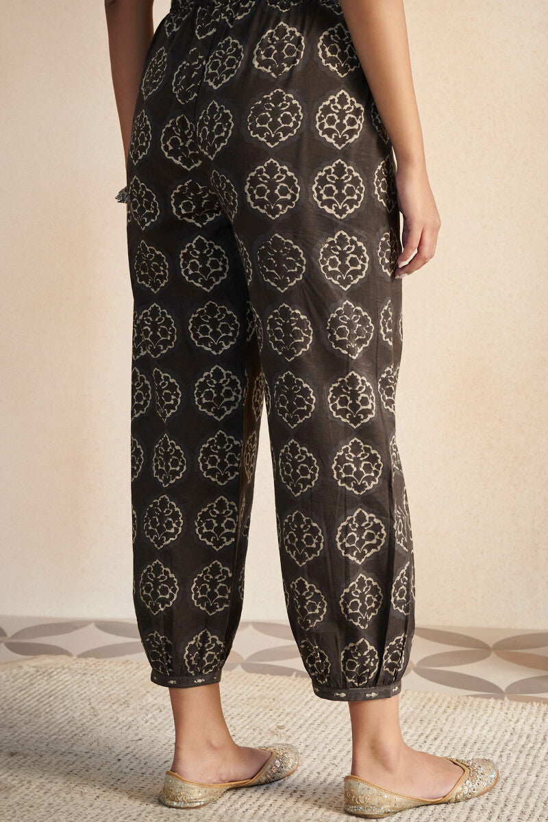 Sehra Rumani Akola Izhaar Pants