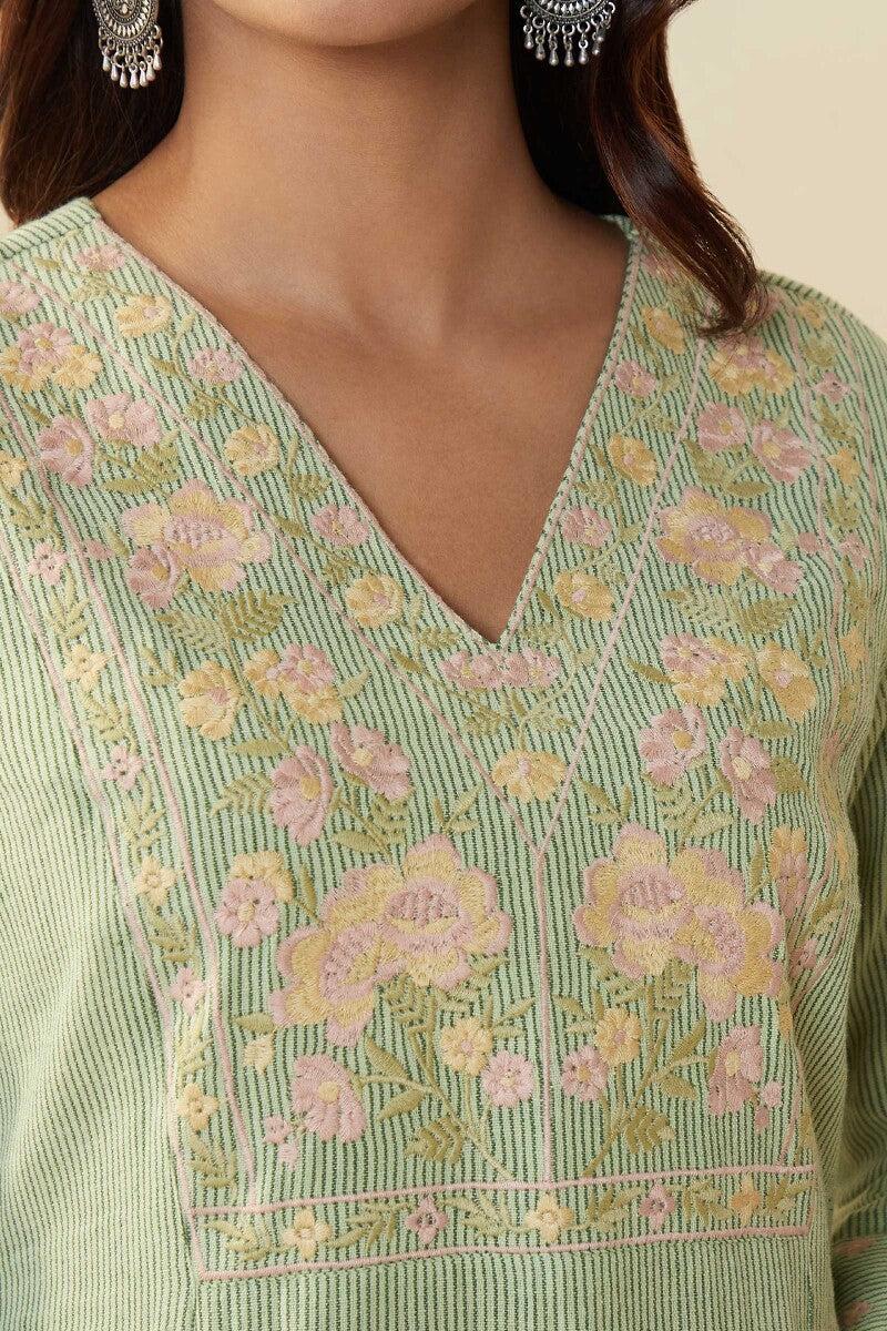 Gauhar Nahida Kurta