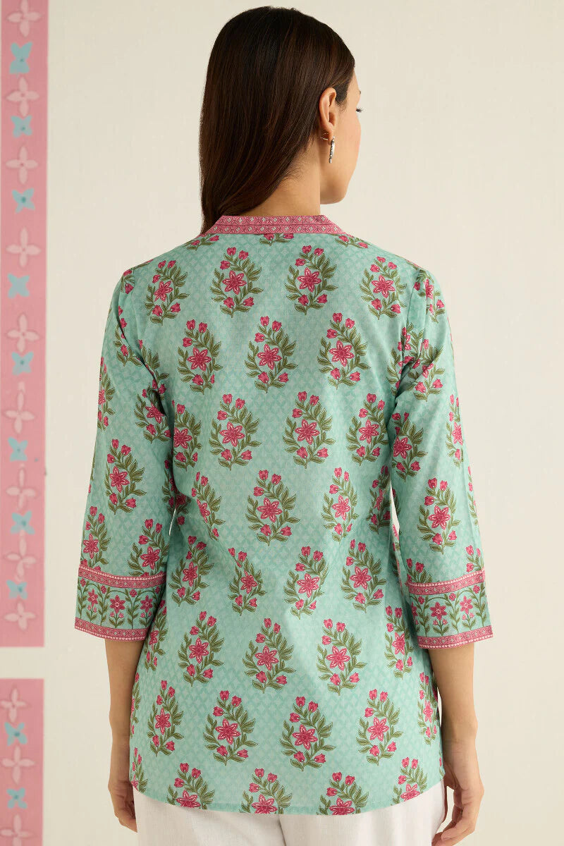 Surplus: Gulraiz Ruhi Top