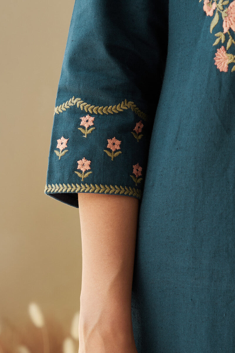 Rosheen Tahira Kurta