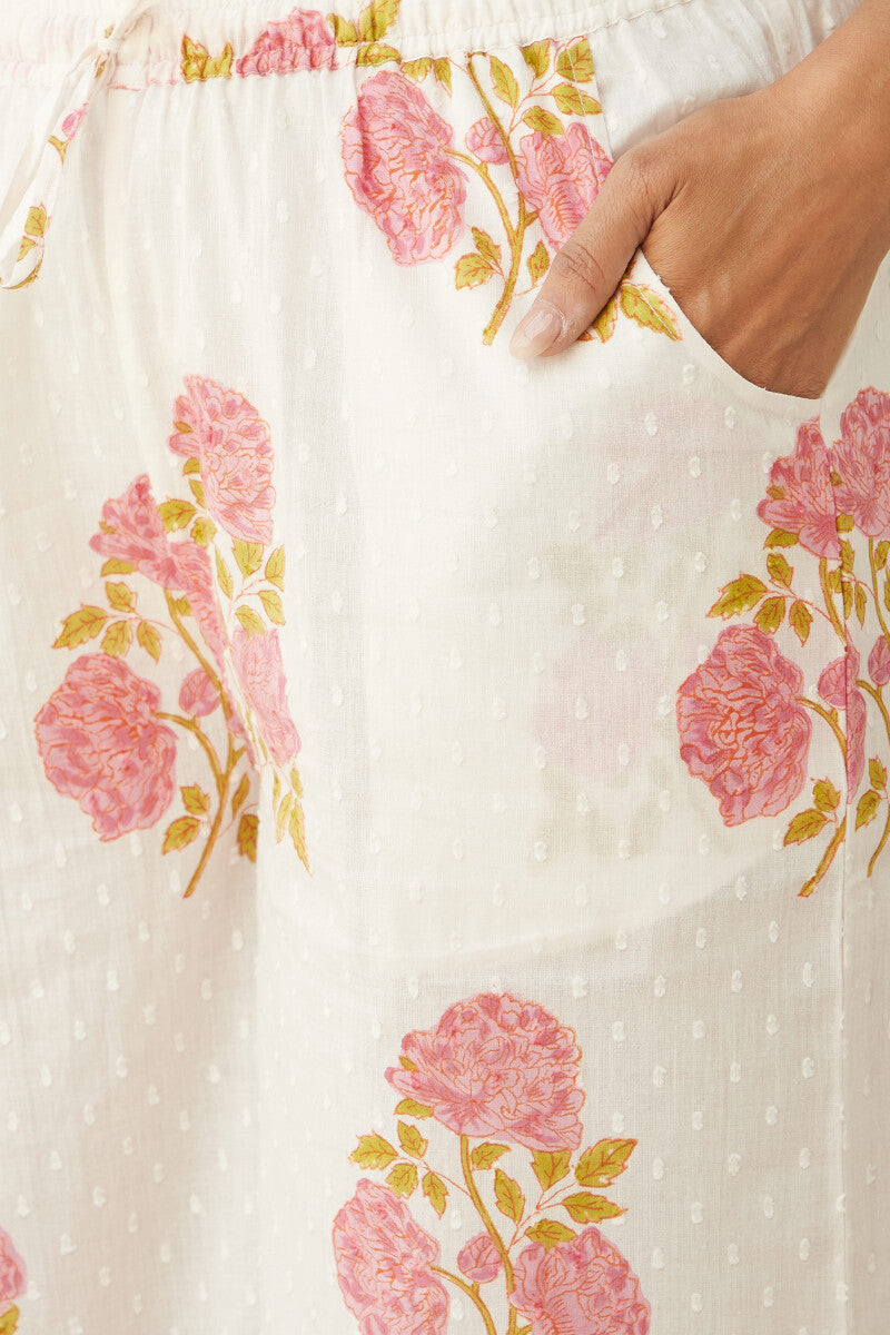 Nazm Sahira Sanganeri Palazzo