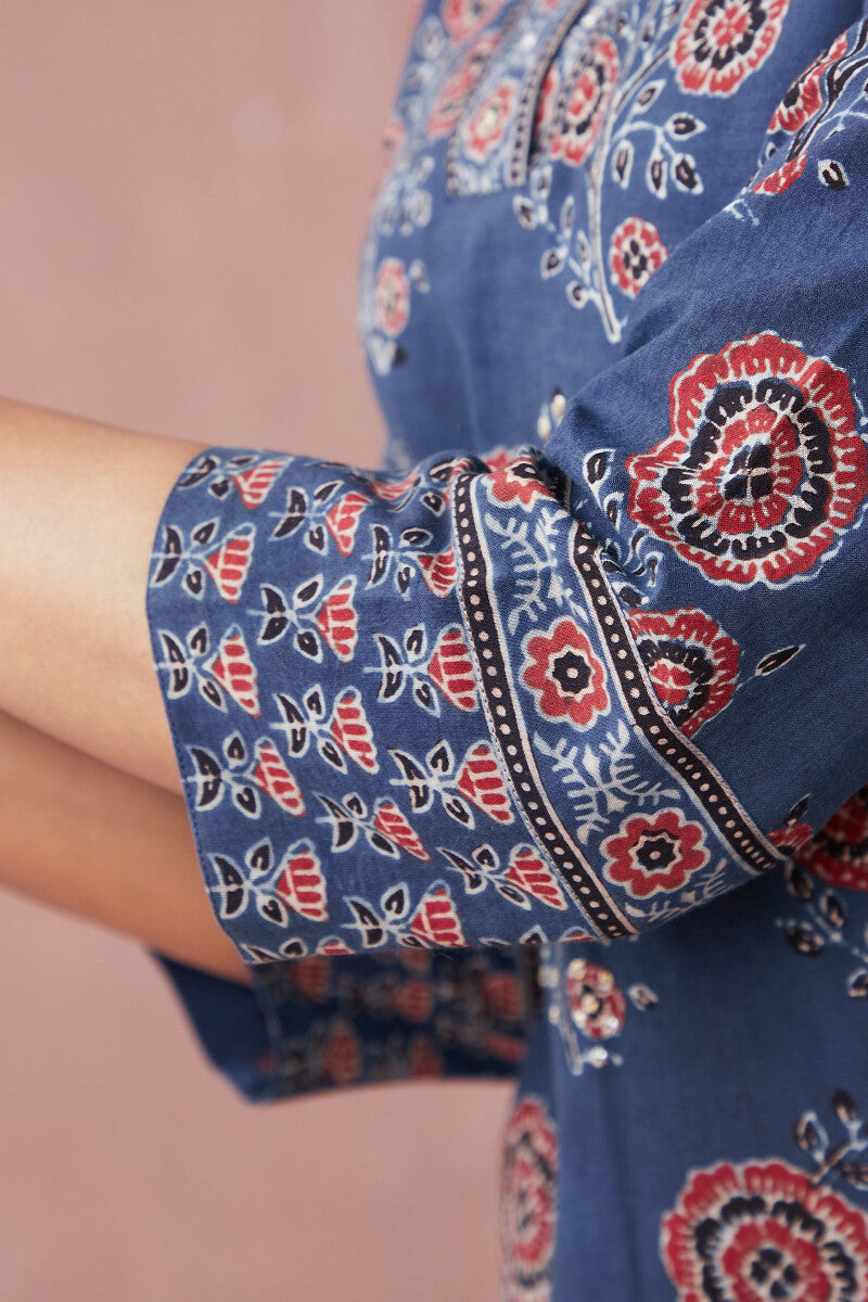 Sehra Zafina Ajrak Kurta