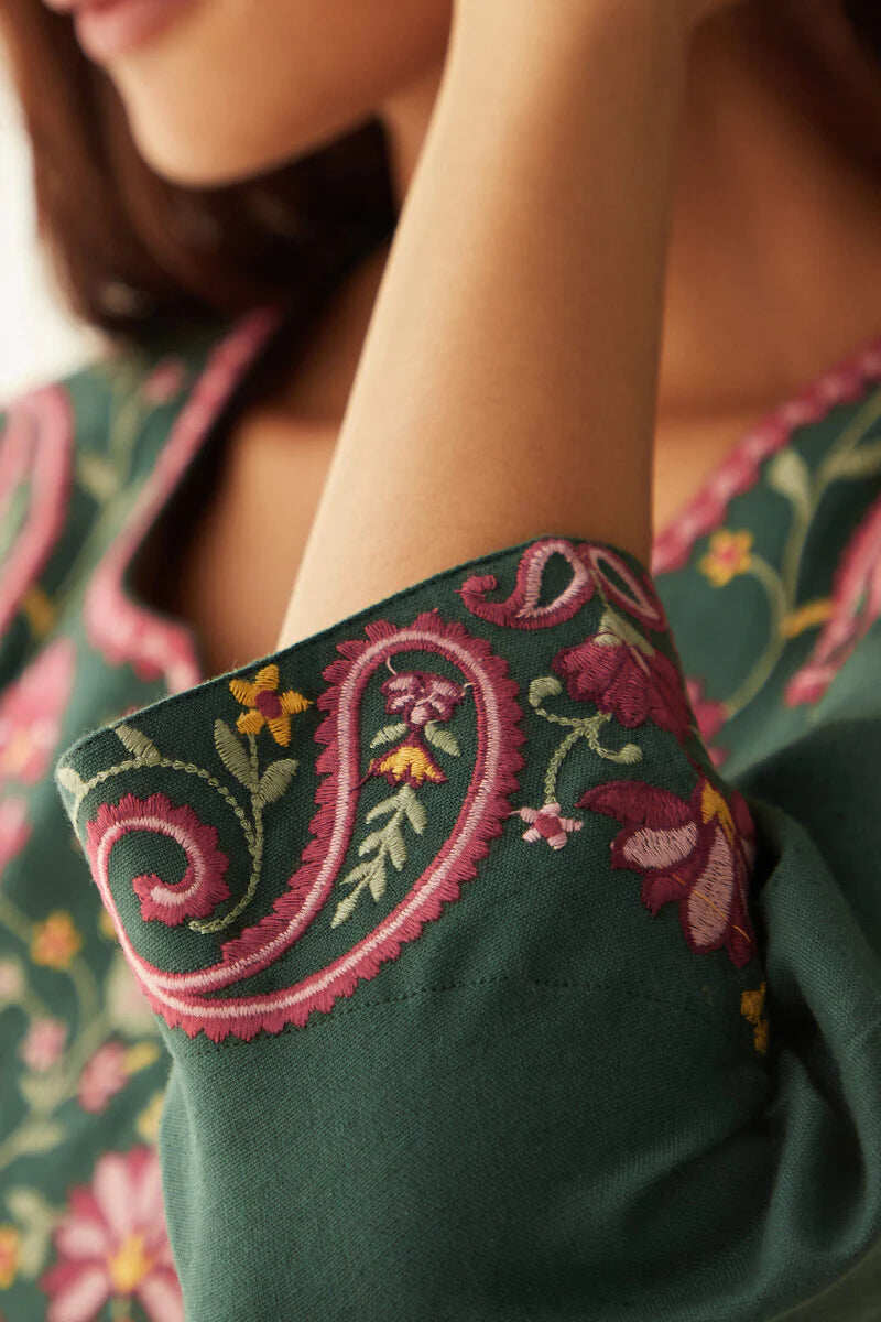 Roza Nusrat Kurta