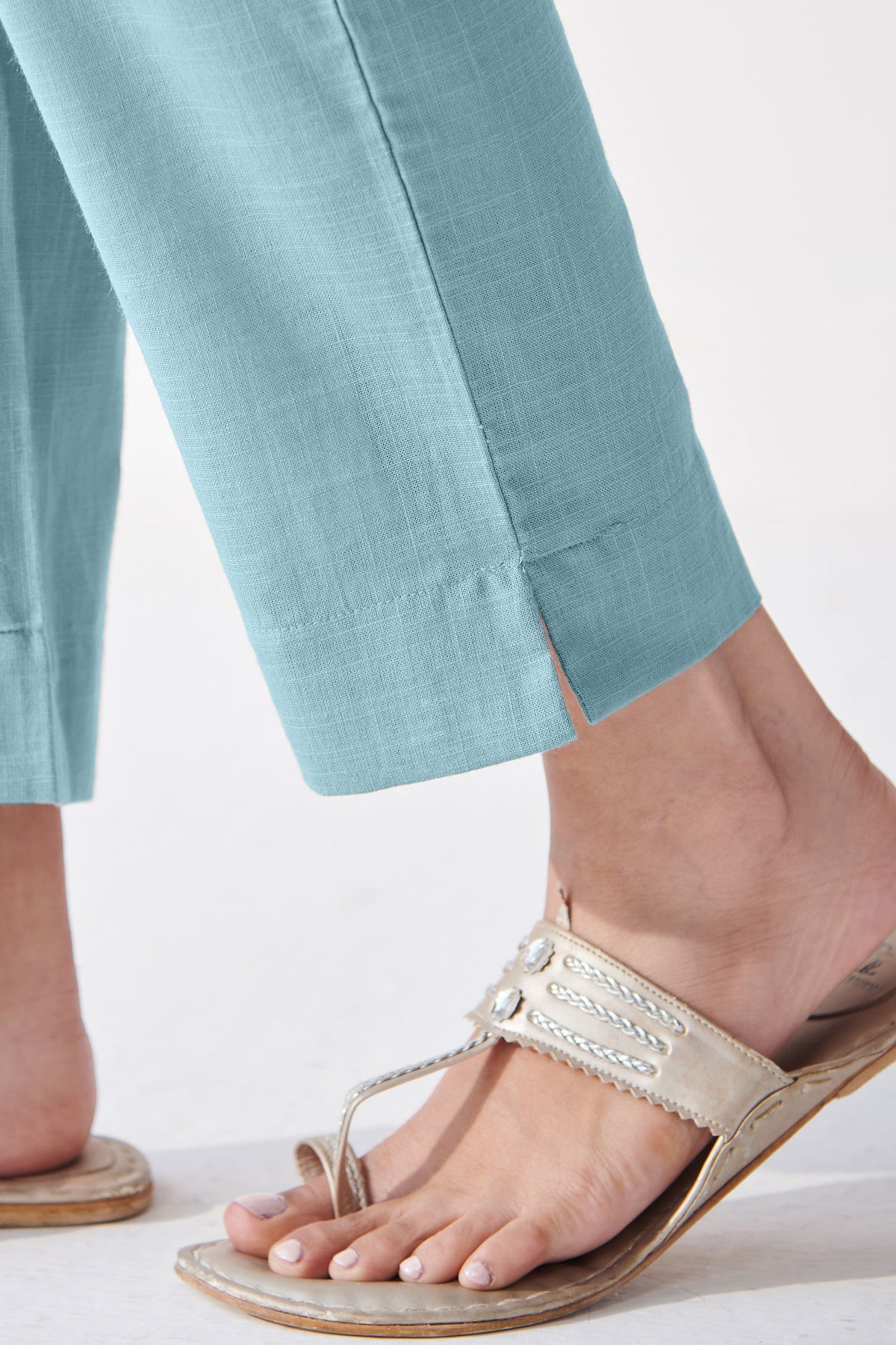 Roza Shaheen Blue Narrow Pants