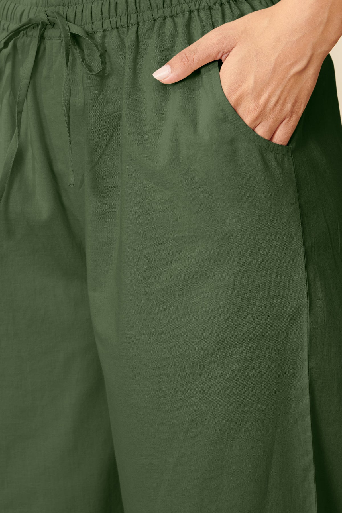 Roza Parisa Green Farsi
