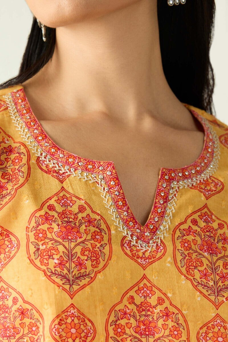 Gauhar Tahira Short Kurta