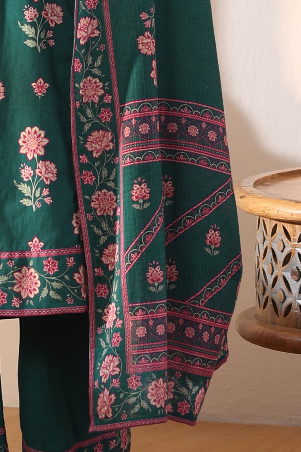 Mehreen Mahira Dupatta