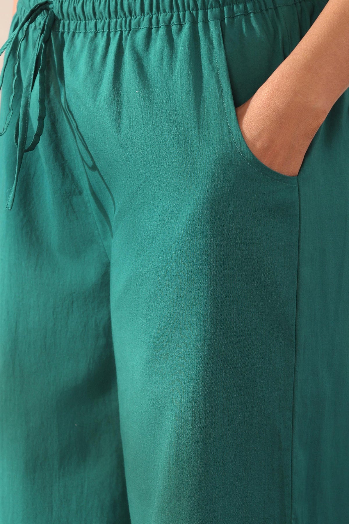 Mehreen Inaaya Farsi