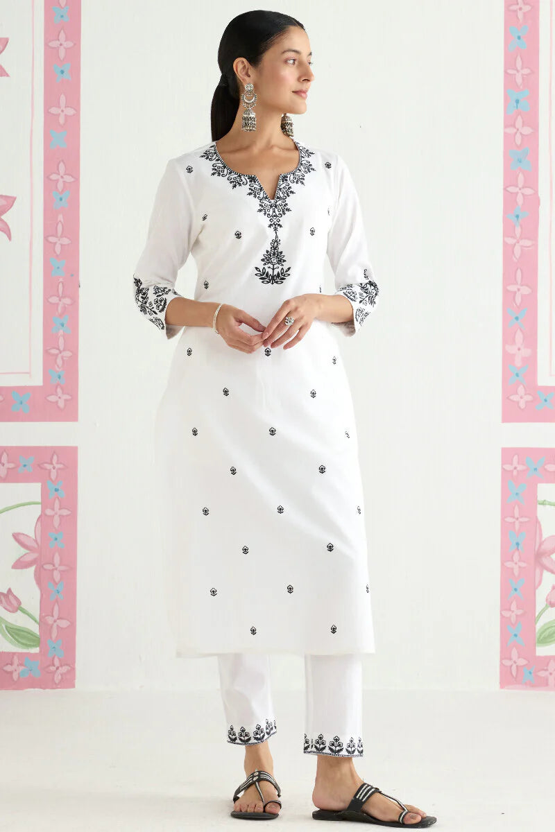 Surplus: Mehraab Nafisa Kurta
