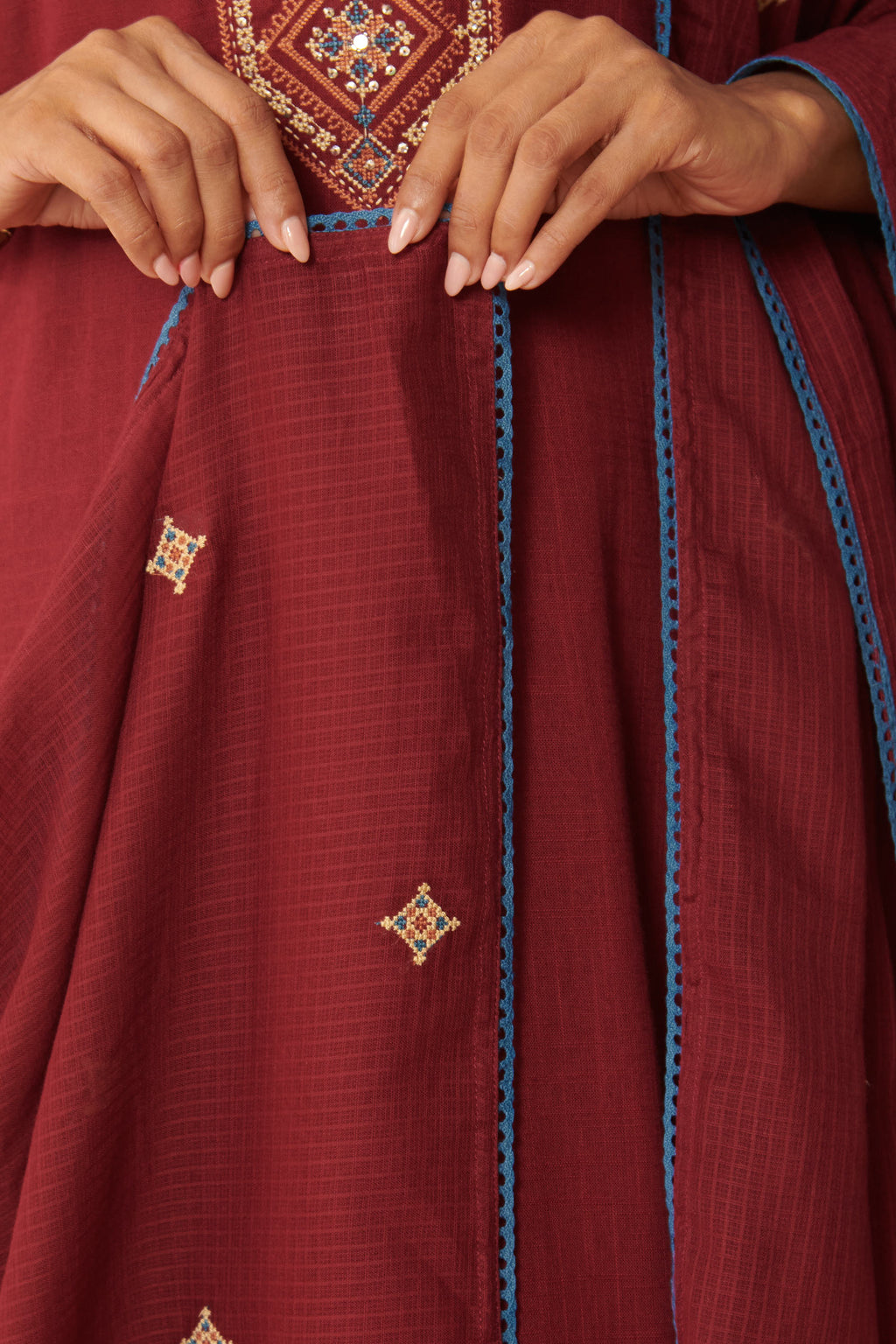 Mehraab Aahana Maroon Dupatta