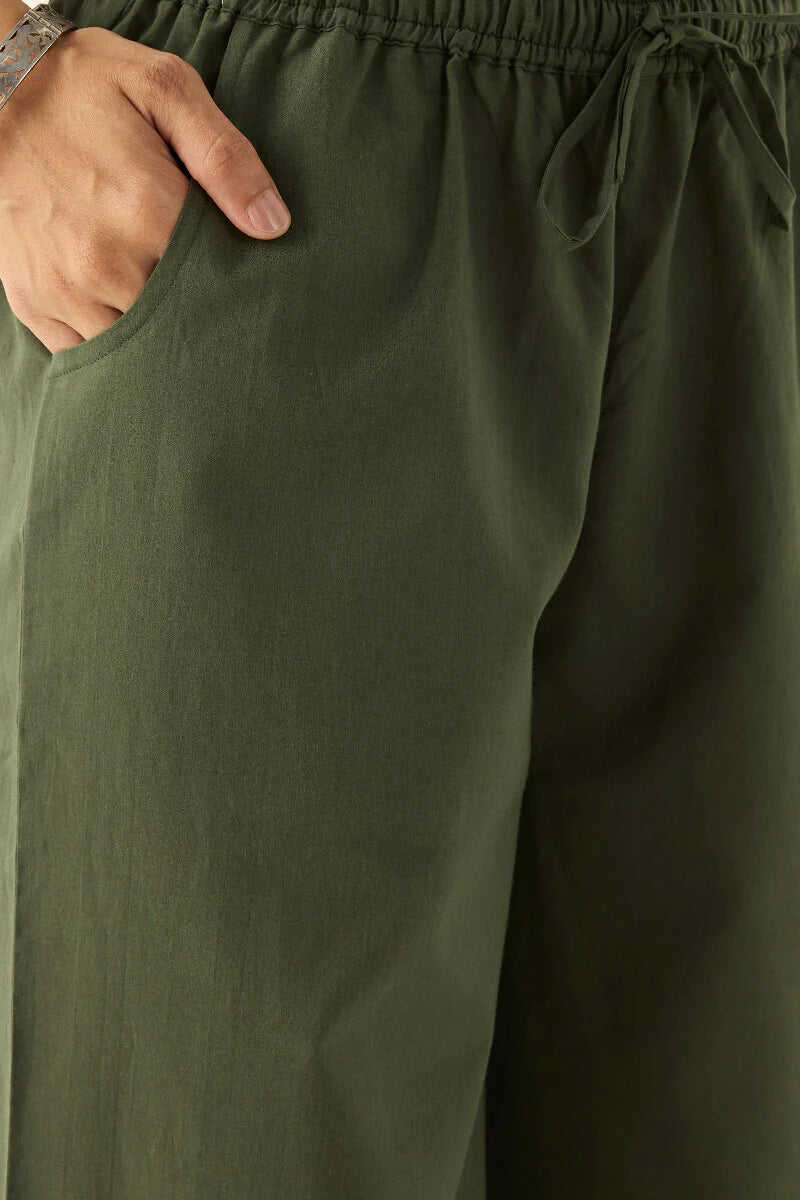 Surplus: Laylah Jia Farsi