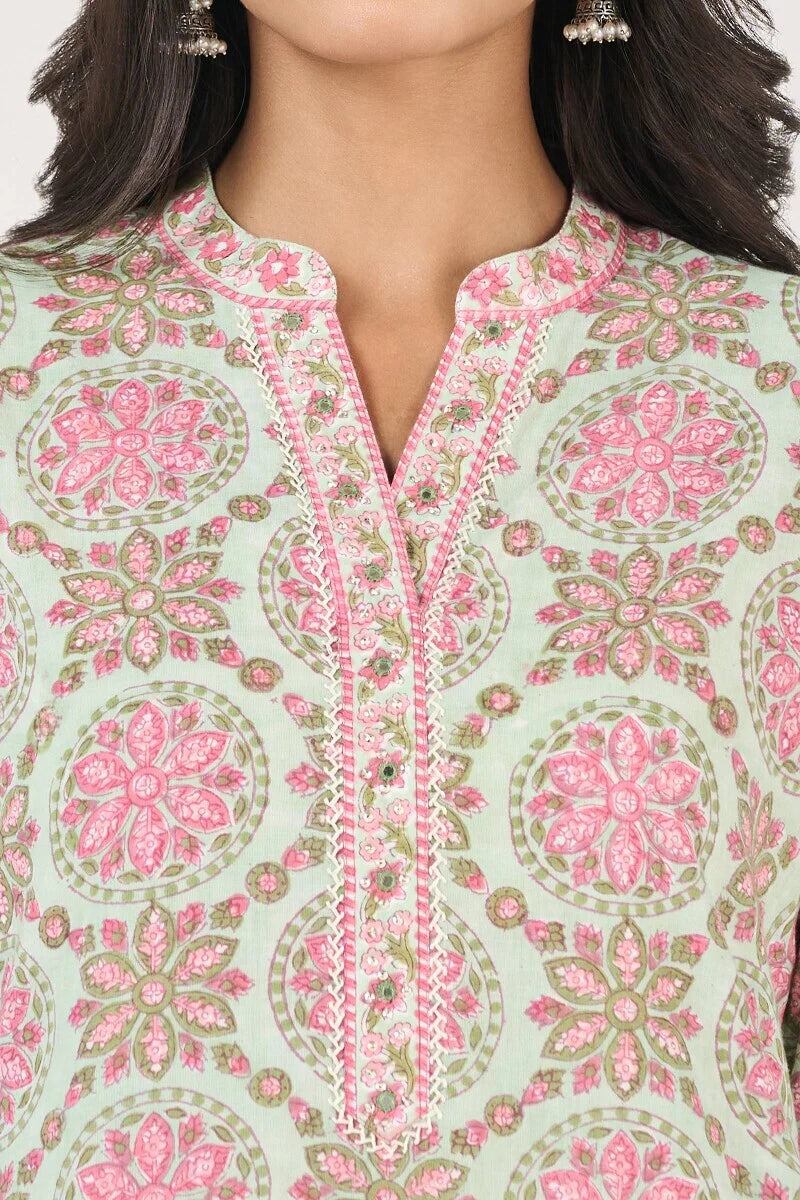 Surplus: Roz Meher Zeinab Sanganeri Short Kurta