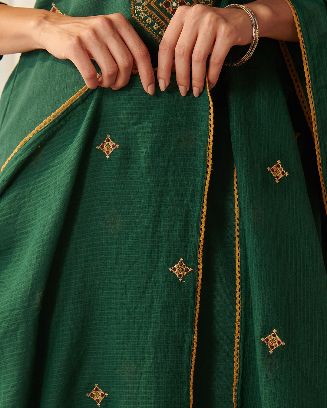 Mehraab Mira Green Dupatta