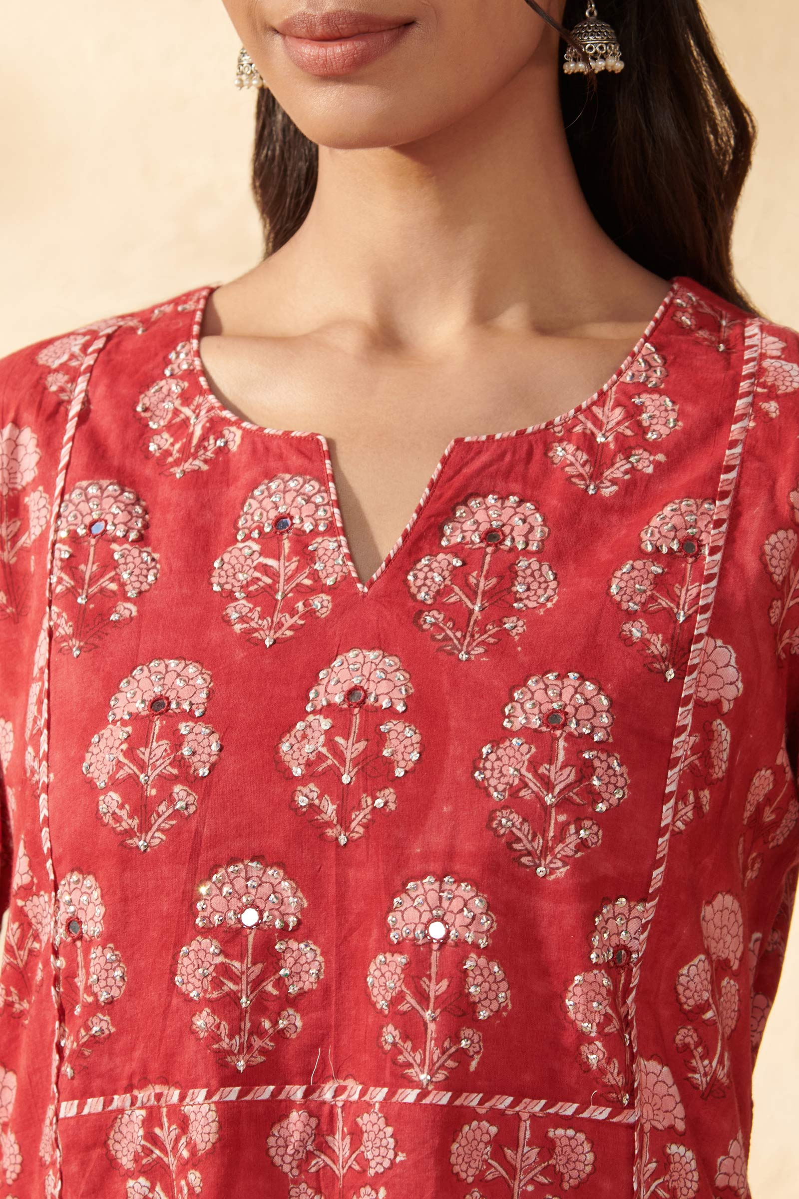 Surplus: Gulbarg Nazma Sanganeri Kurta