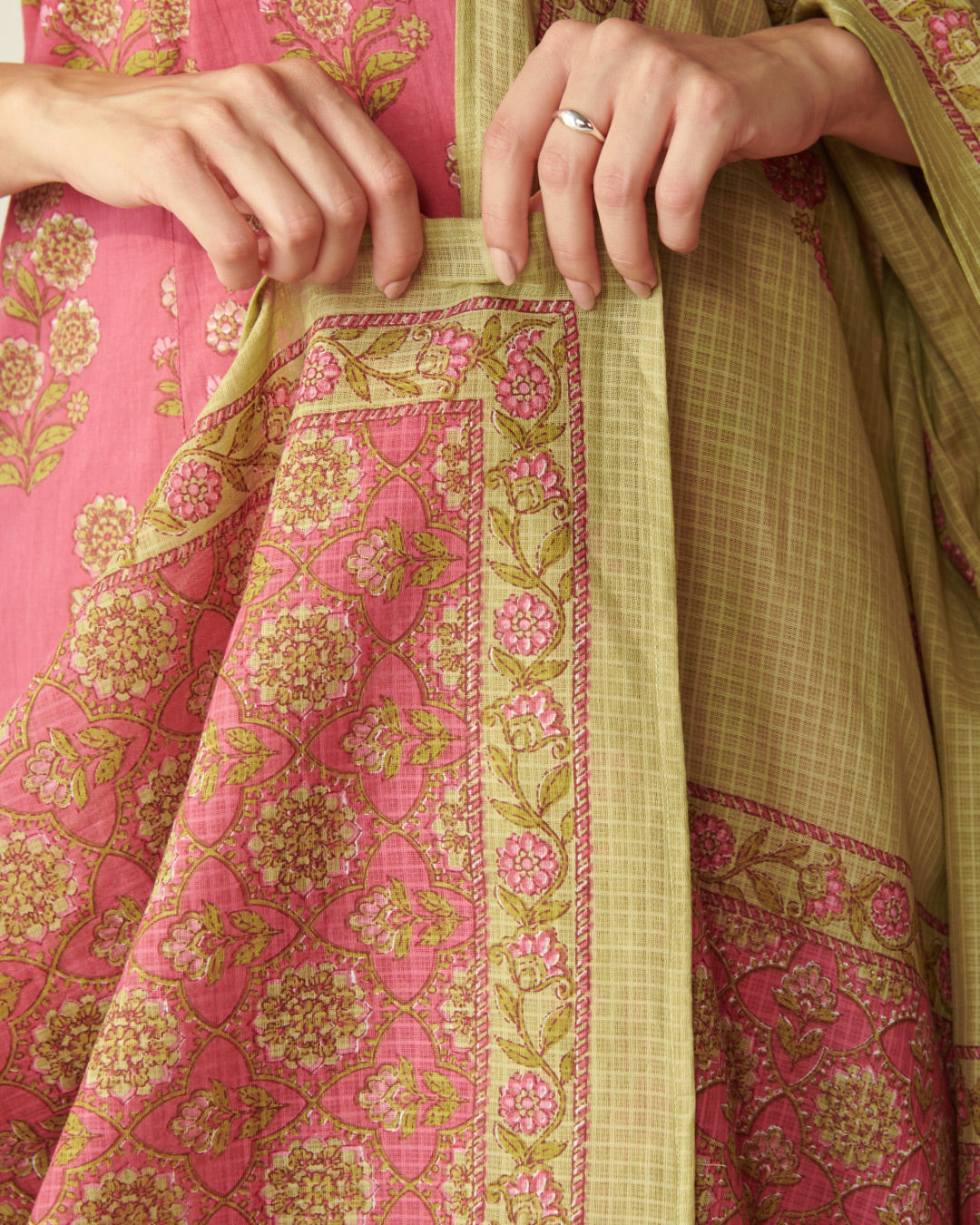 Gauhar Zaaida Sanganeri Dupatta