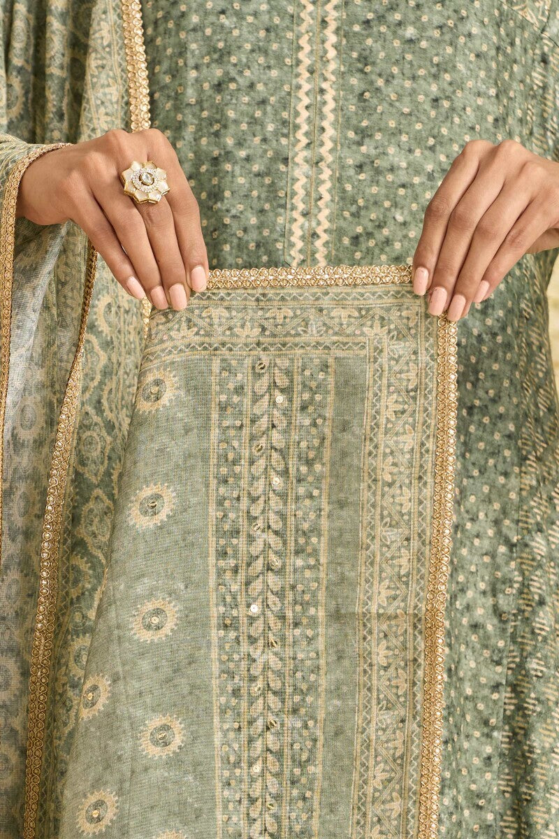 Mehrunissa Nasrin Dupatta