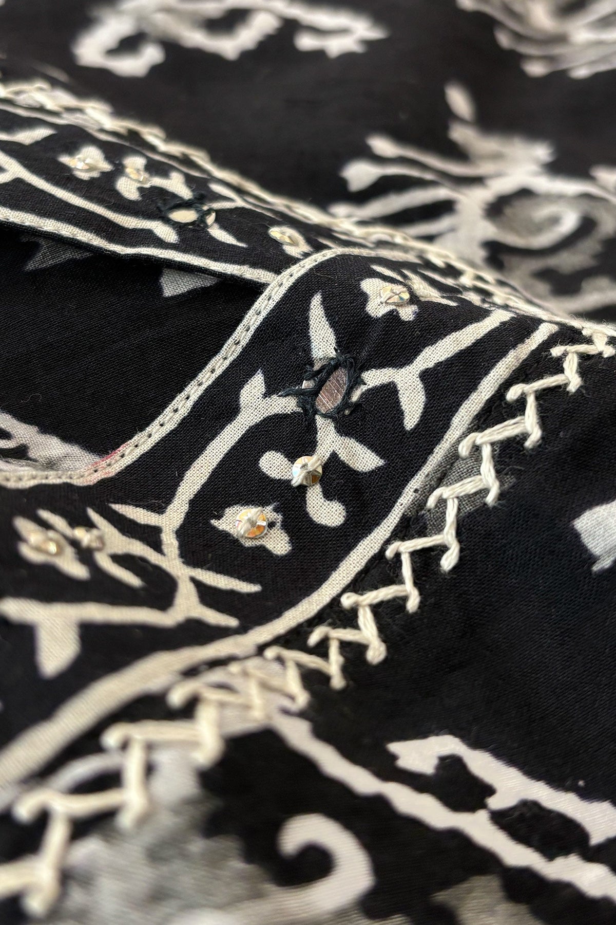 Surplus: Mumtaz Farhin Sanganeri Kurta