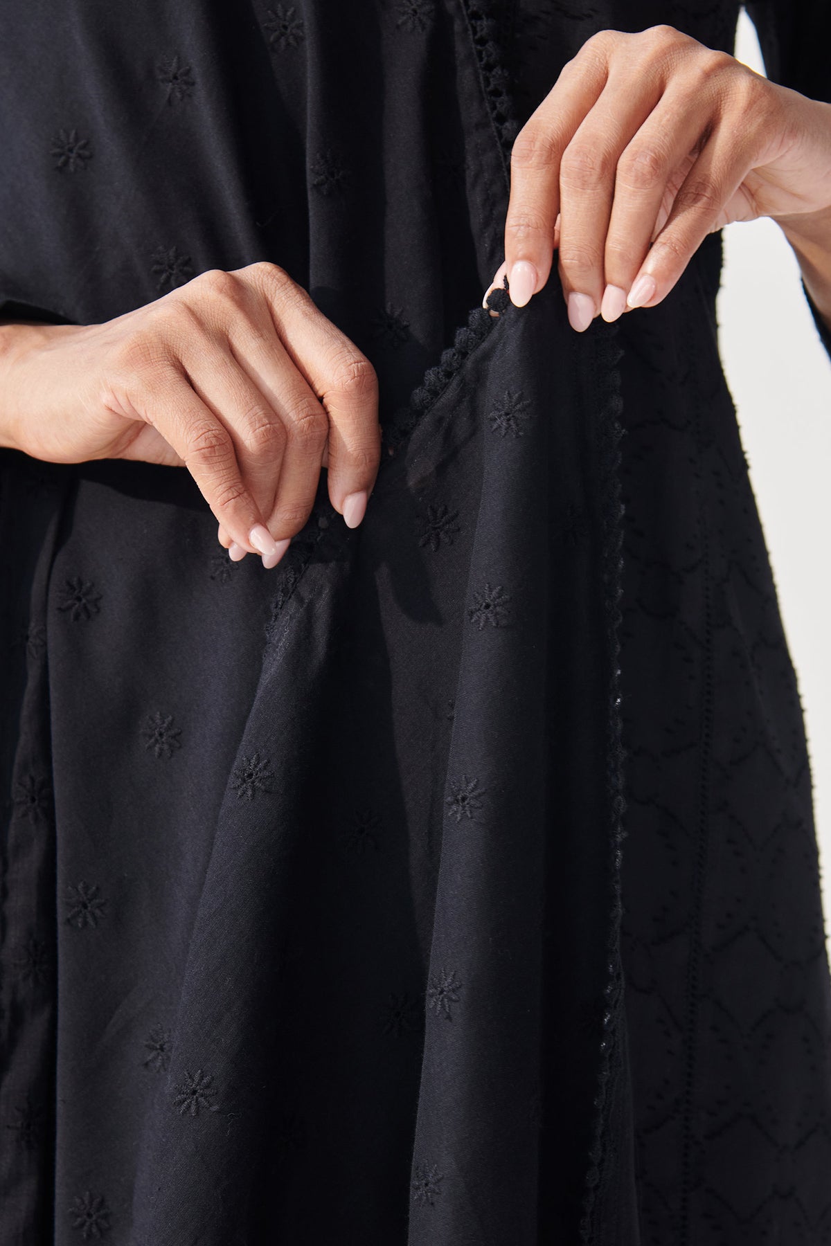 Mumtaz Gulbano Black Dupatta