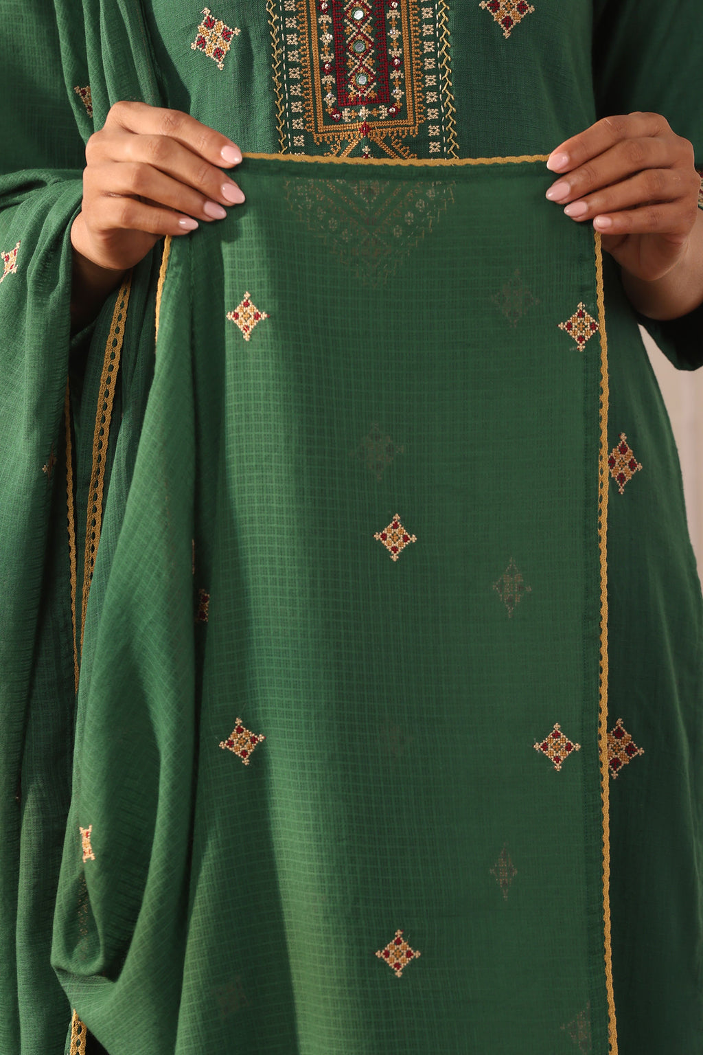 Mehraab Mira Green Dupatta