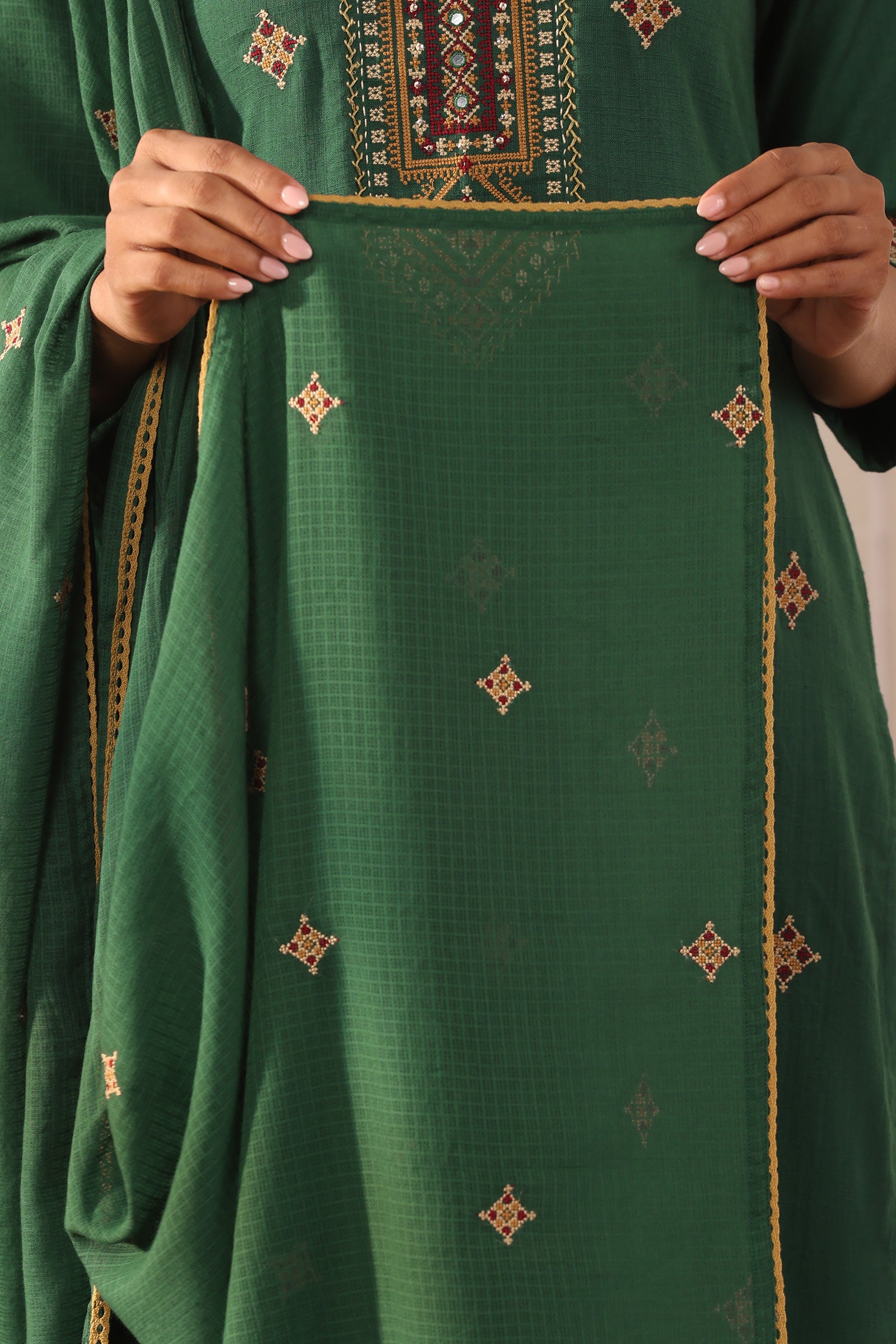 Mehraab Mira Green Dupatta