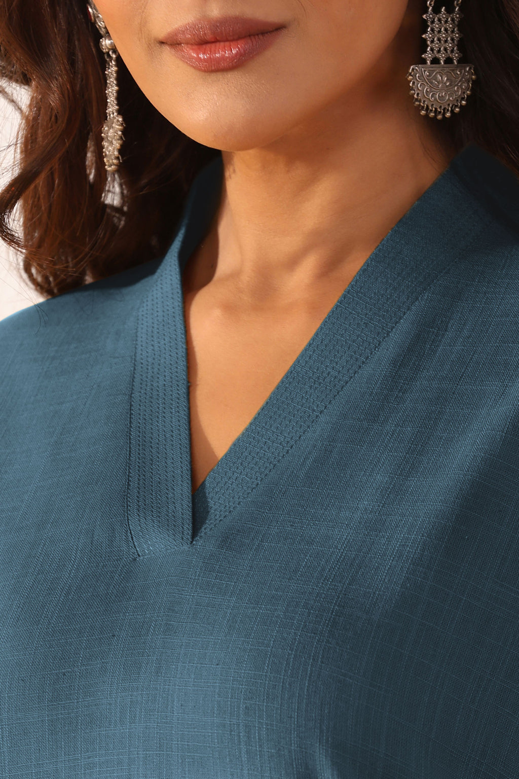Surplus: Roza Naaz Navy Blue Kurta