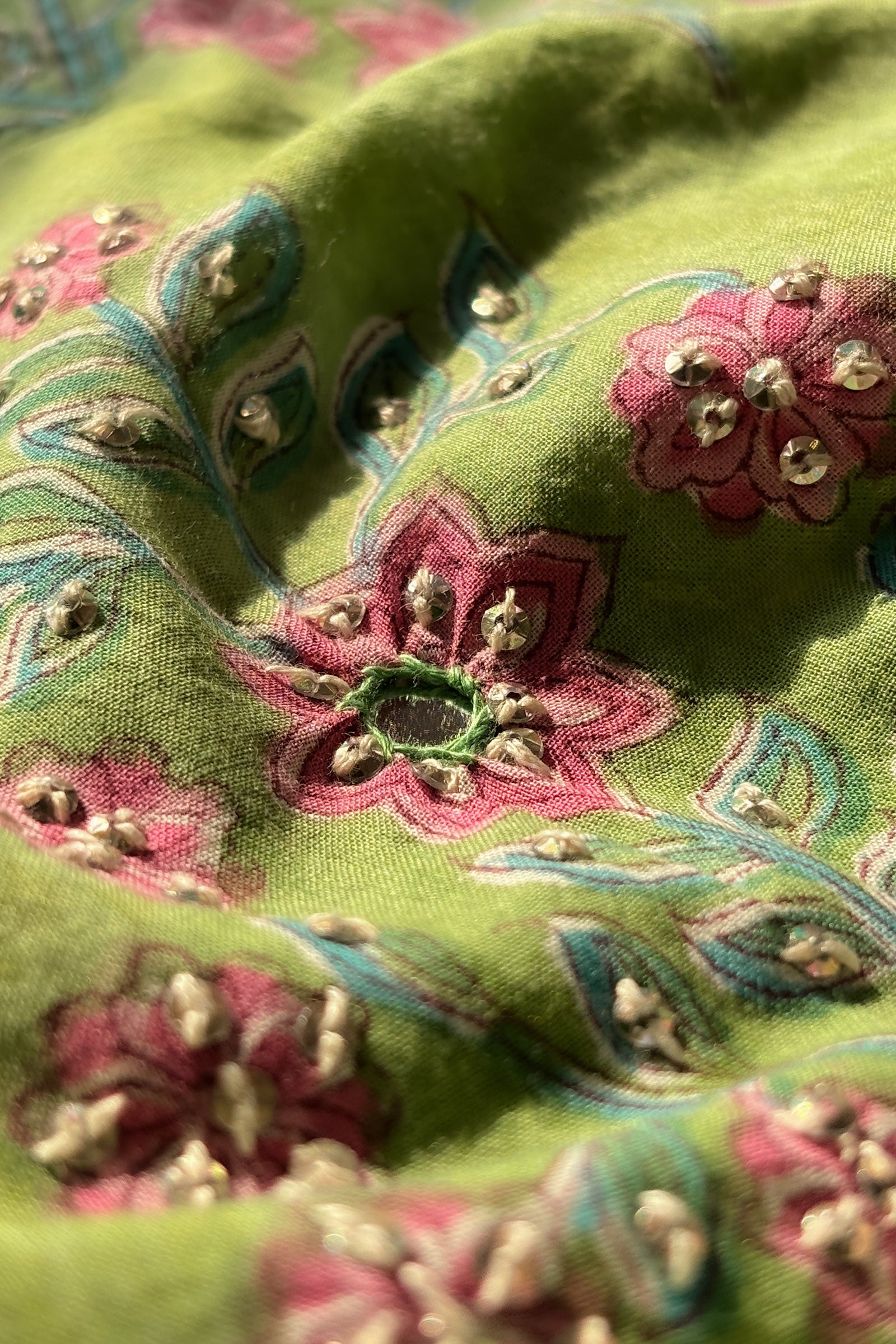 Surplus: Gulbarg Mumtaz Kurta