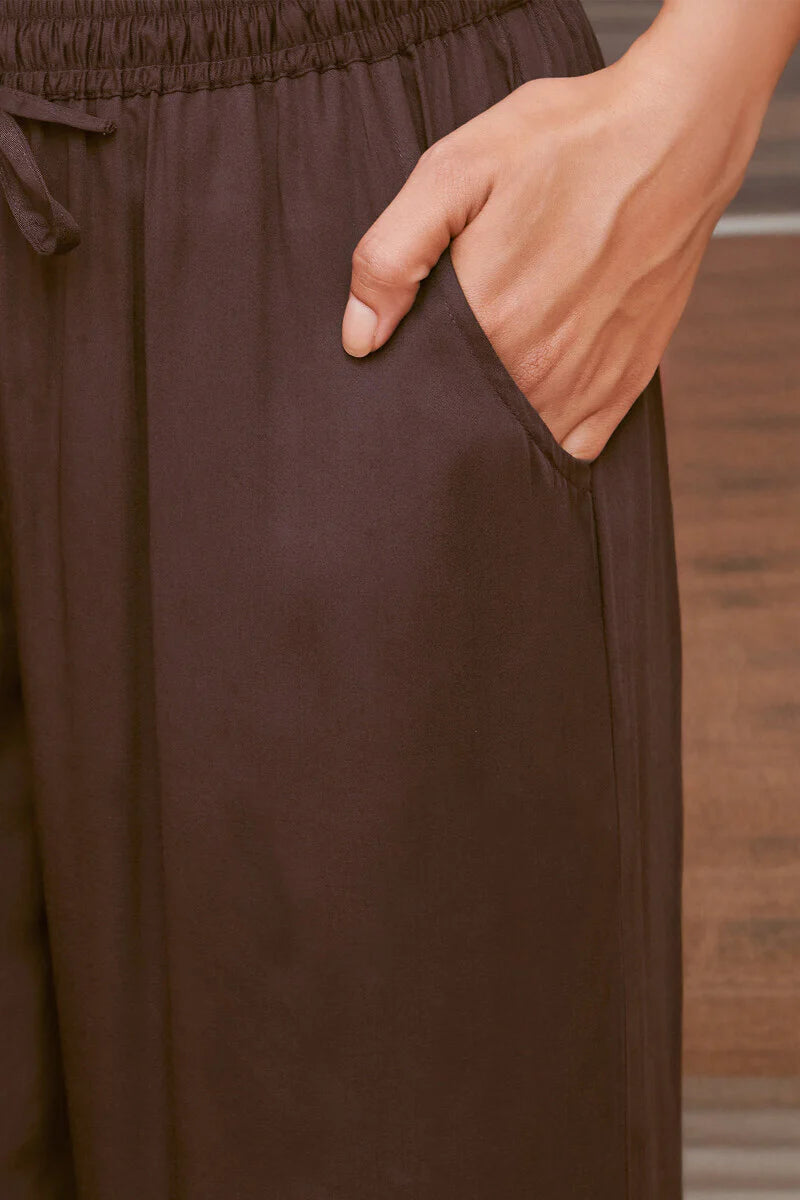 Surplus: Mehrunissa Inaaya Farsi