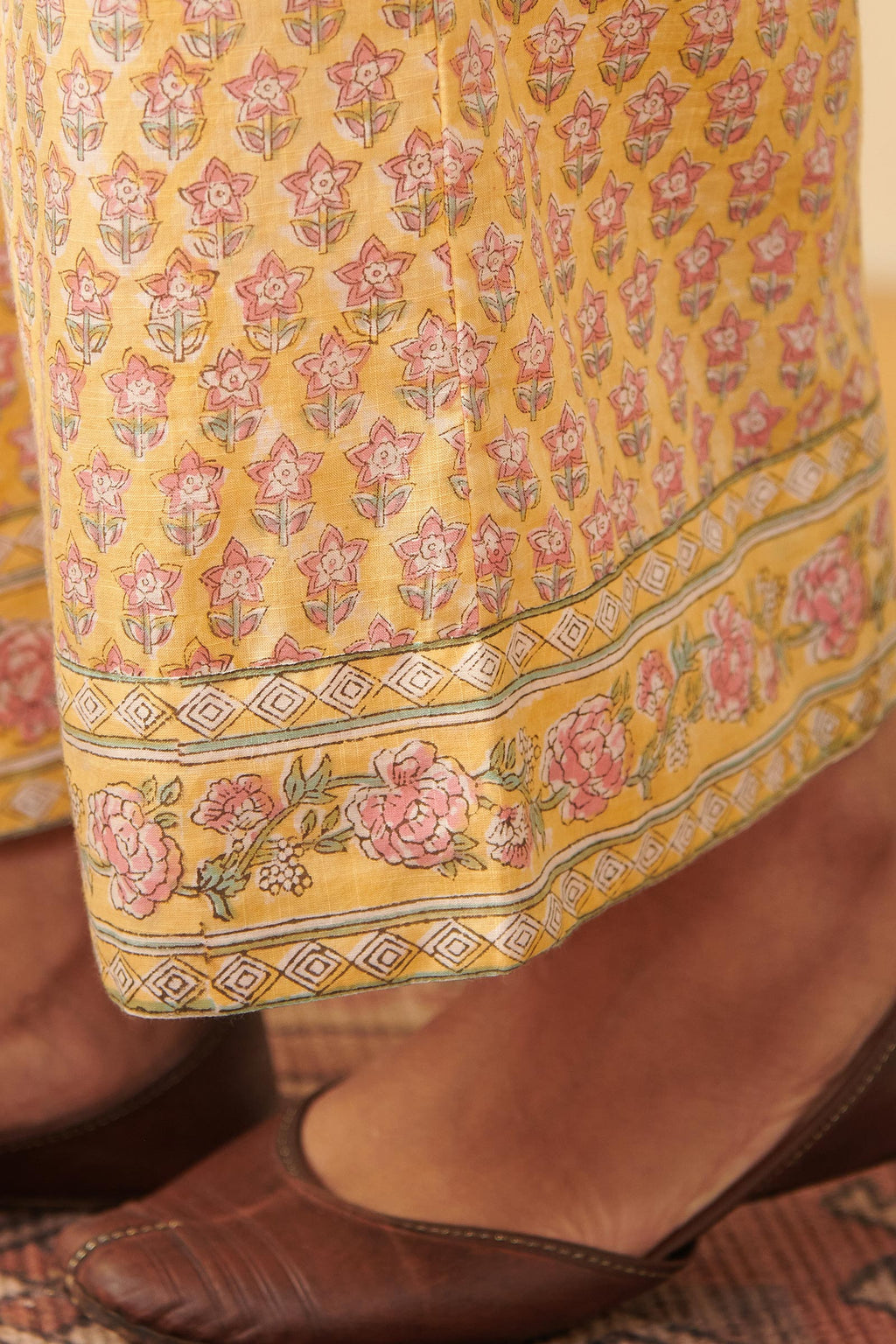 Gulraiz Suhana Sanganeri Farsi